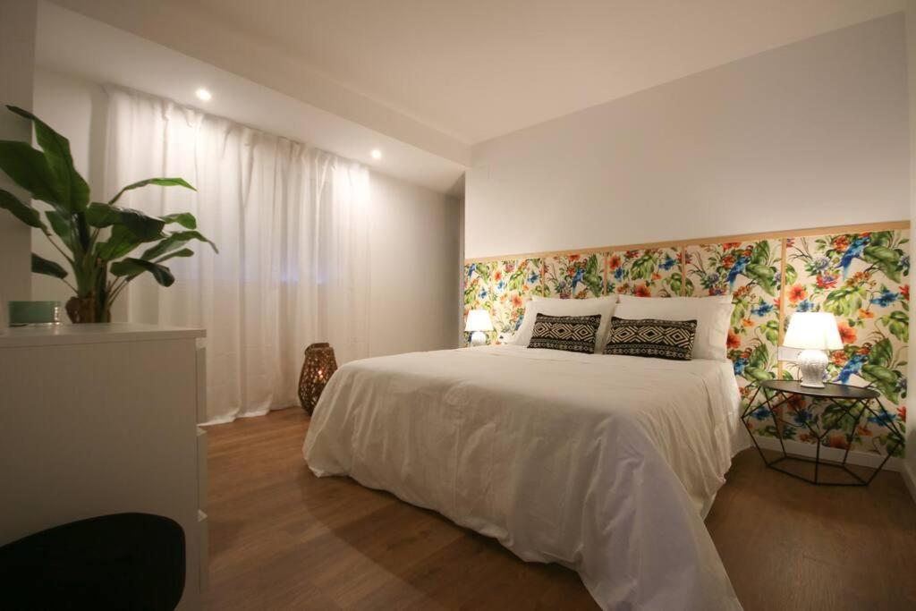 Lc Apartaments Center กัสเตญองเดลาปลานา ภายนอก รูปภาพ